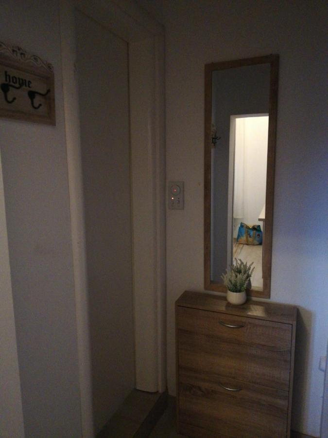 Apartman Emova Lejlighed Pula Eksteriør billede